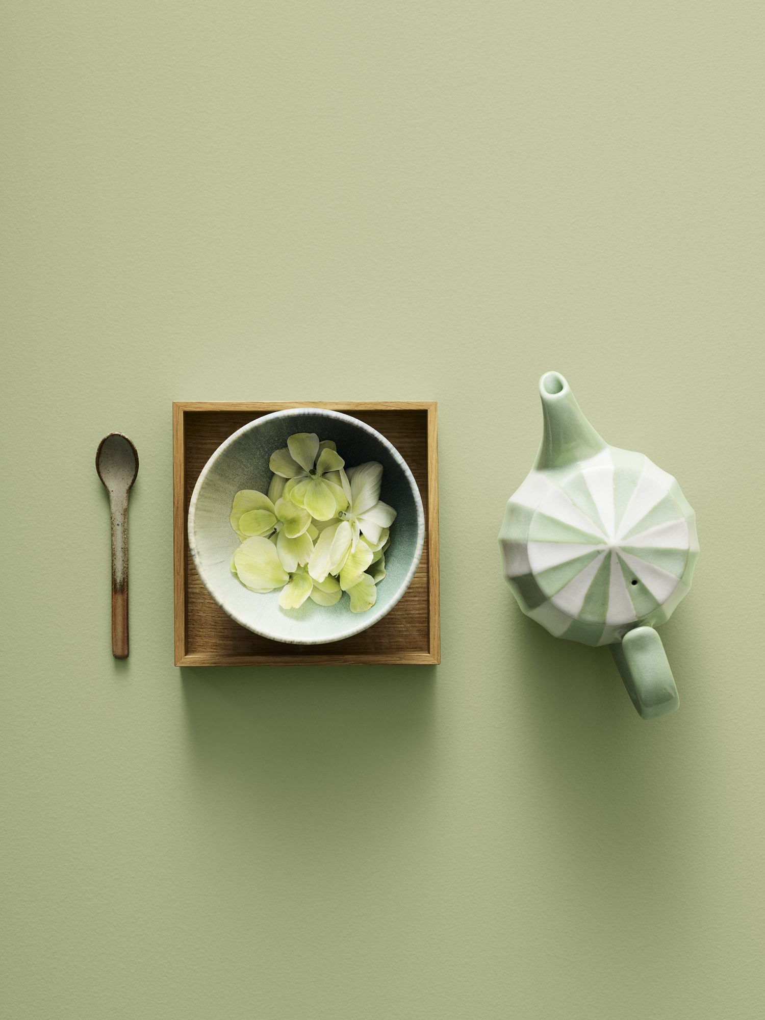 Nyanser av grönt - LADY 0470 Avocado Green